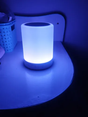 Luminária de Led caixa de Som Bluetooth