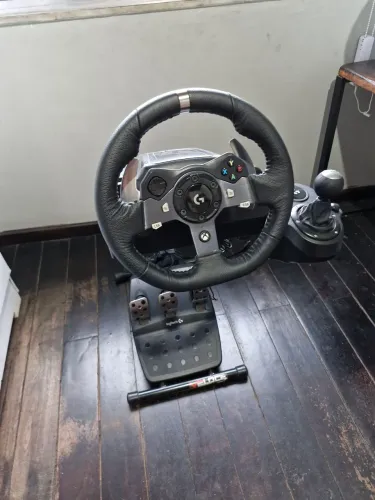 Volante Logitech G920 com Câmbio e Suporte (Cockpit), Seminovo. PC/XBOX.