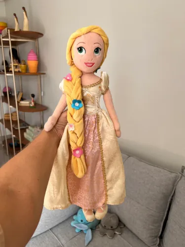Boneca pelúcia Rapunzel Disney