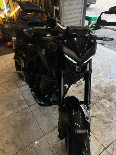 MT-03 ALL BLACK