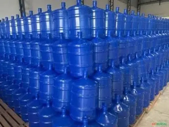 Vendo garrafão de 20 litros na validade