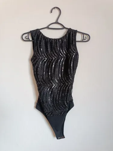 Body preto costa nua