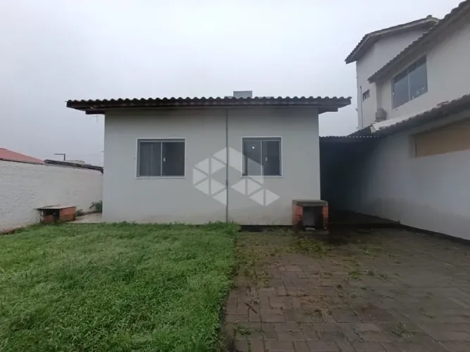 Casa Residencial 35M² - para Alugar