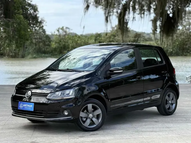 Volkswagen Fox Connect I Motion 1.6 Flex 8V 5P 2018