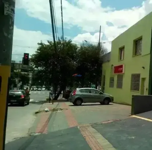 Excelente casa a venda no Prado