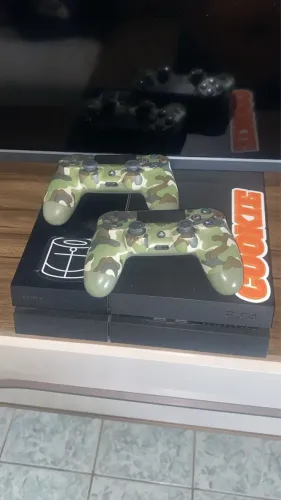 PlayStation 4  mais 2 controles 