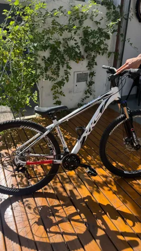 BICICLETA ARO 29 SEMINOVA 