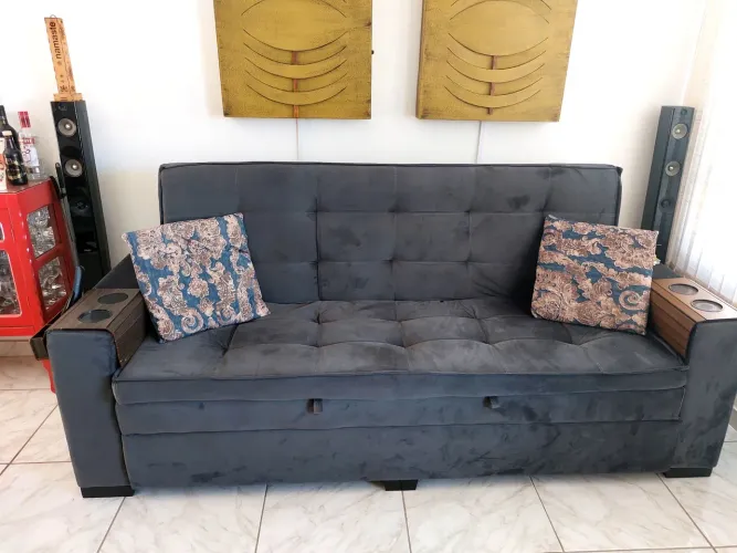 OPORTUNIDADE: Sofá-cama Miami novo