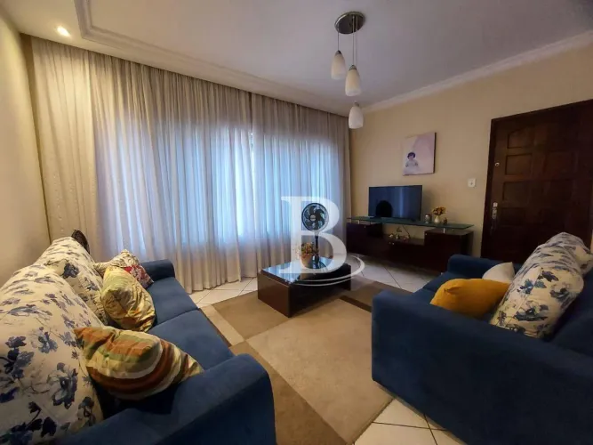 Casa com 2 dormitórios para alugar, 199 m² por R$ 3.938,00/mês - Parque Jaçatuba - Santo A