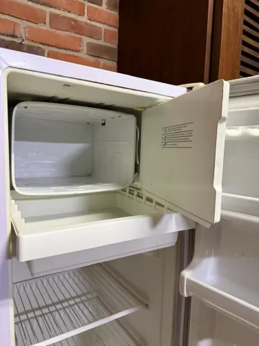 Refrigerador duplex Consul Practice 240 com regulagem de temperatura