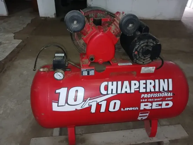 COMPRESSOR CHIAPERINI RED 110 LT 140 LB 2 HP 