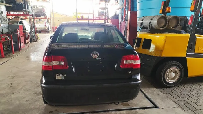 Peças usadas Volkswagen Polo Sedan 2005 1.6 8v flex 100cv câmbio manual