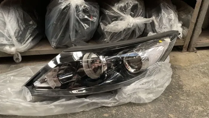 Farol Kia Sportage 2011 ate 2015