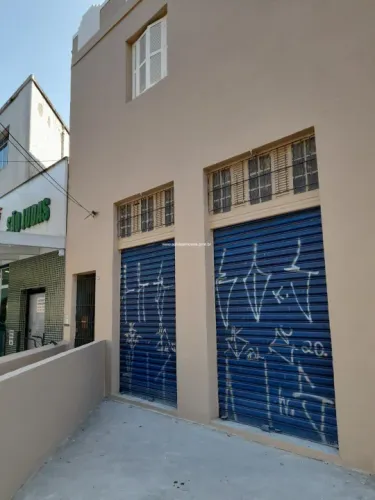 ALUGO LOJA TÉRREA COM 2 VAGAS DE GARAGEM AVENIDA PINHEIRO MACHADO, PRÓXIMO AO CURVÃO