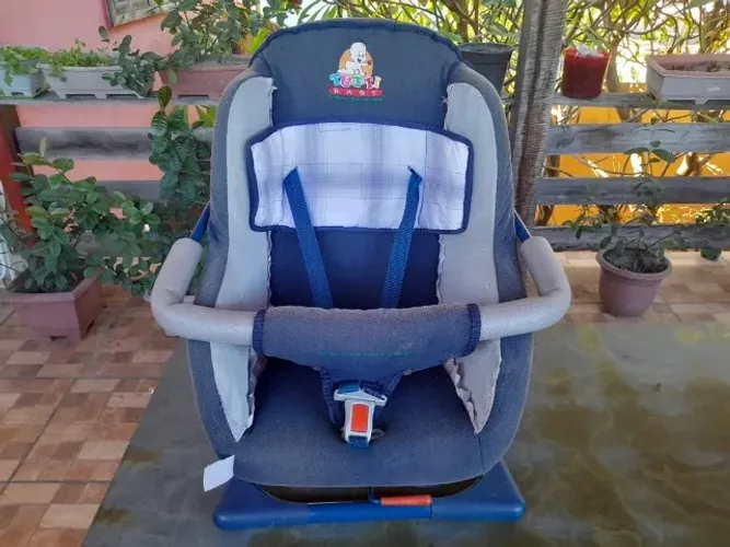 Cadeira automotiva para criança
