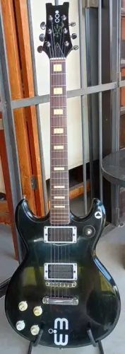 Guitarra Golden SG