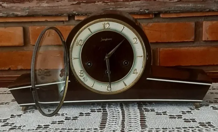 Centenário relógio alemão Junghans de mesa 