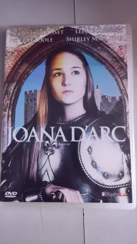 Joana D'Ard ( Leelee Sobieski)