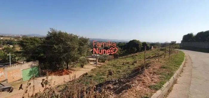 Lote à venda, 753m2 - Bairro Maracanã Industrial em Igarapé/MG!