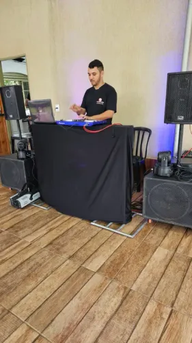 Iluminação som dj pista paris