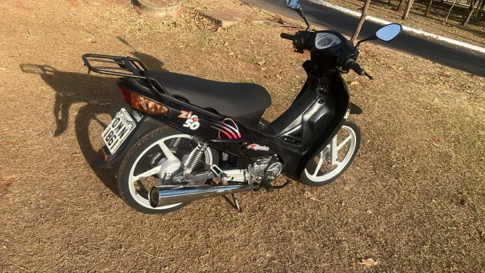 Cinquentinha  Jet Shyneray 