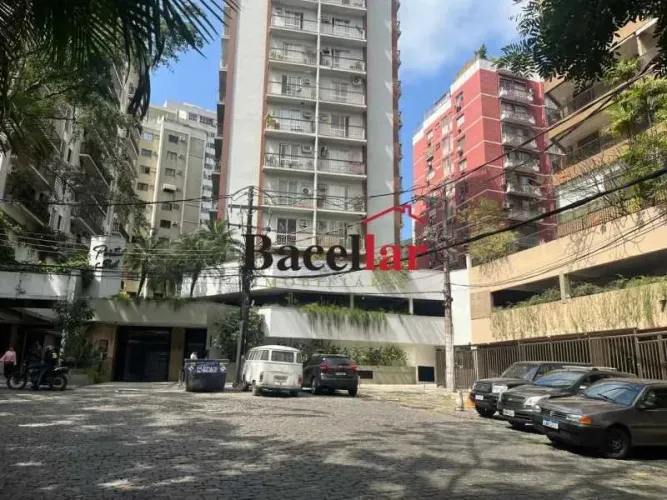 Apartamento : Padrão / Residencial / Jardim Botânico