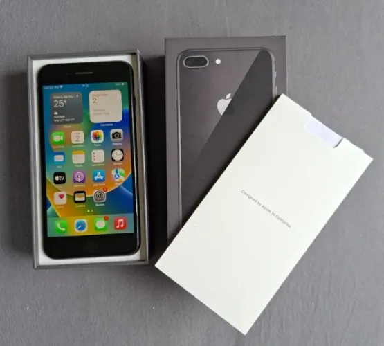 Vendo Iphone 8 Plus, 64 GB novíssimo e original.