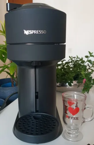 Cafeteira Nespresso Vertuo Next Matt Black 110v NOVA! Aceito Oferta!