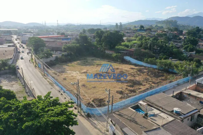 Terreno à venda, 4300 m² por R$ 1.680.000,00 - Comendador Soares - Nova Iguaçu/RJ