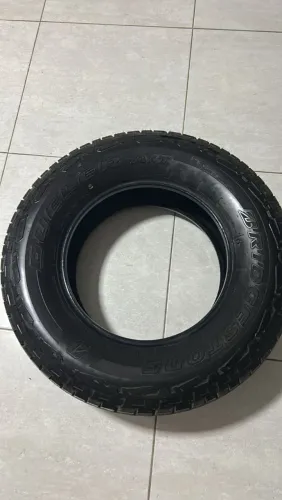 Pneus bridgestone NOVO 255/70/17