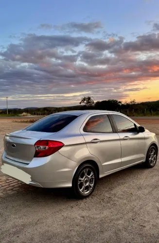 Ford KA+ Sedan 1.5 SEL 16V 4 Cilindros Flex 4P 2017