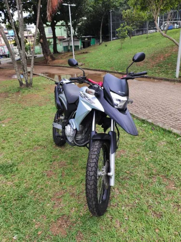 XRE 2018 - MOTO LINDAAA