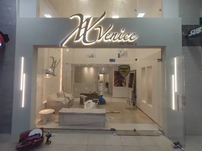 logo em letra caixa retro iluminada