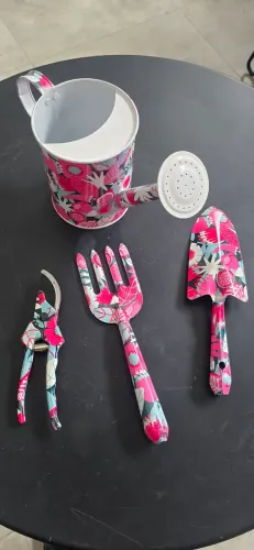 KIT FLORESCER REGADOR + KIT JARDINAGEM