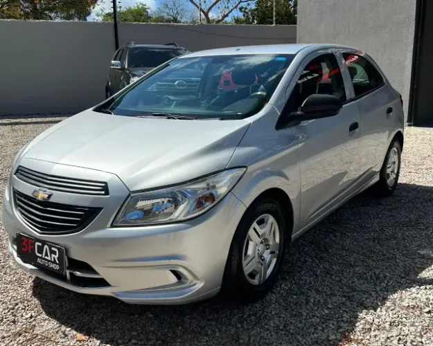 ONIX JOY 1.0 Flex 2018 - Impecável