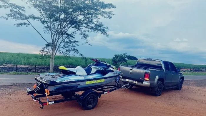 Plataforma de jet ski e caiaque nova