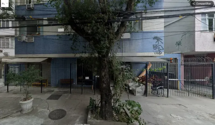 Tijuca - kitnet rua Genaral Roca, proxima ao Metrô.