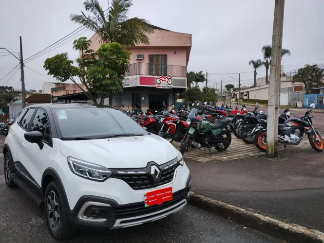 Renault Captur Iconic 1.3 TCe CVT 2024