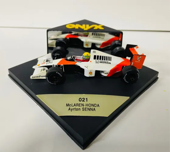 Miniatura Metal 021 Mclaren - Honda Ayrton Senna 1/43 (Edição Limitada)