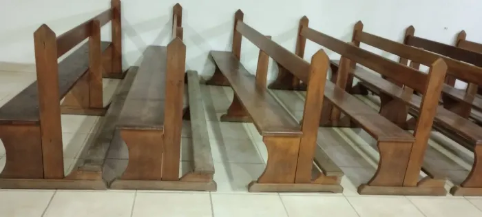 Bancos de Igreja (cada)