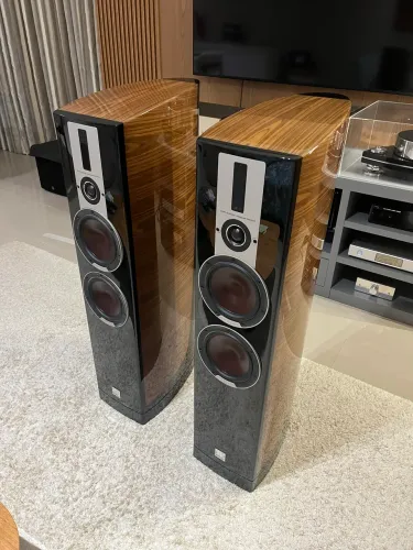 Caixas Dali Epicon 6 