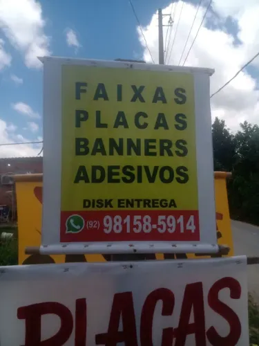 Faixas e placas 