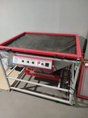 Gravadora de Matriz a vácuo 