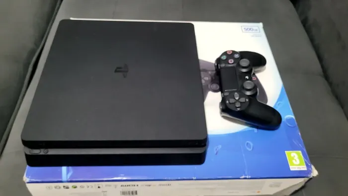 Ps4 slim 500G