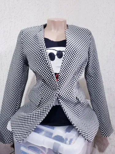 Blazer Feminino xadrez preto e branco
