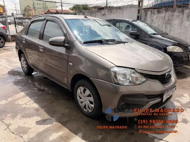 Toyota Etios XS Sedan 1.5 Flex Manual 2018 (Conservação acima da média) Troca e financio