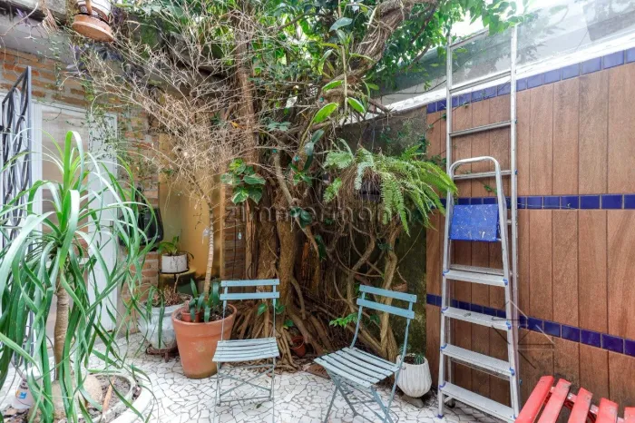 CASA DE VILA JARDIM PAULISTA 4 DORMITÓRIOS 2 VAGAS