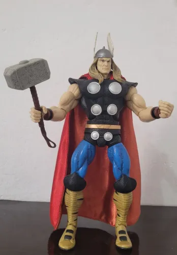 Thor Marvel Legends Icons Séries 