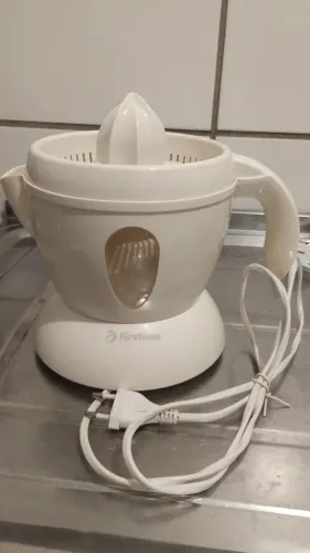 Espremedor de frutas Firstline