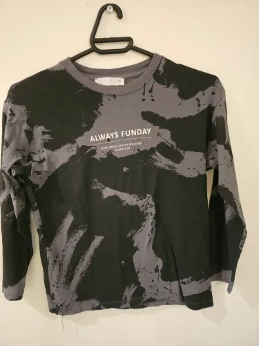 Camiseta Manga Longa Marca Zara INFANTIL Tamanho 7